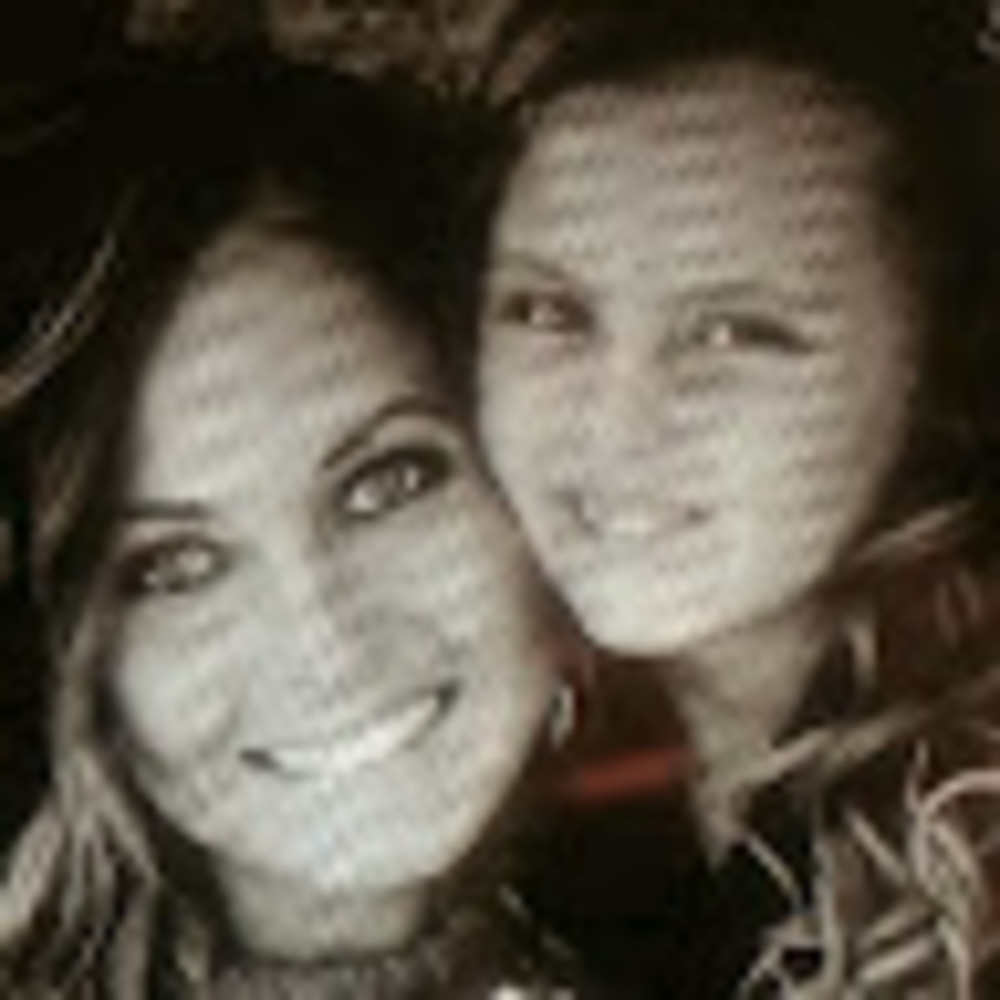 Meet your Posher, Casondra